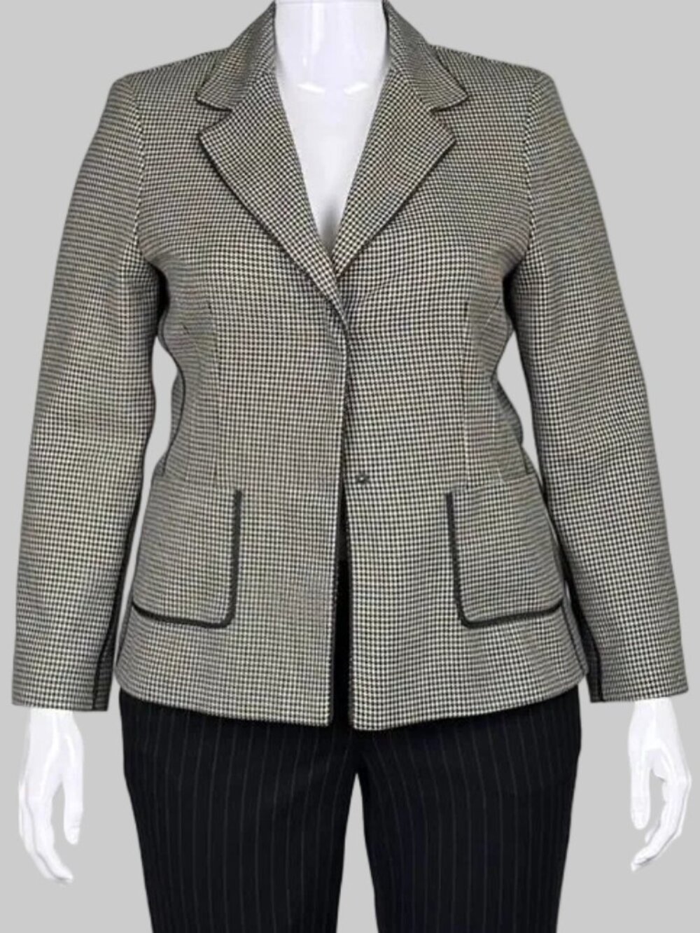 Liz Claiborne Petite Tailored Houndstooth Blazer - Size 14P